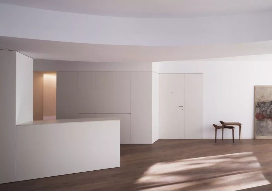 極簡，另一種極奢（低欲望藝術風格）